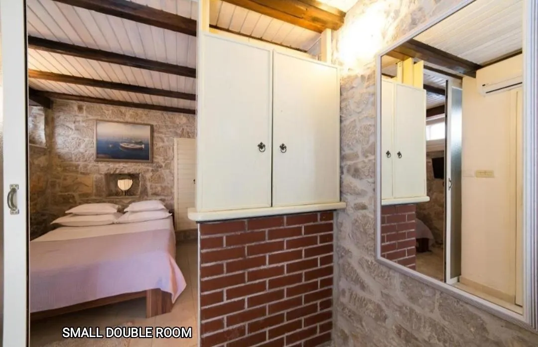 Guesthouse Mirula Split 3*,